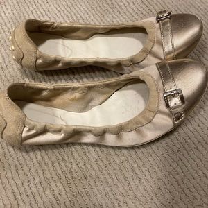 Cute Tod’s ballet shoes great for jeans or a sundress.